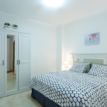 Apartamentos en San Lorenzo Sevilla Bagian luar foto
