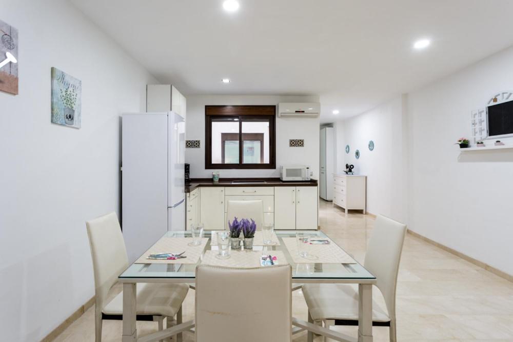 Apartamentos en San Lorenzo Sevilla Bagian luar foto