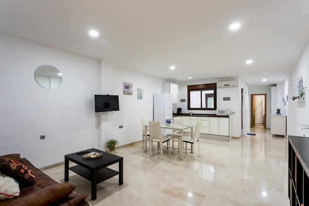 Apartamentos en San Lorenzo Sevilla Bagian luar foto